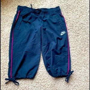 Nike capri pants